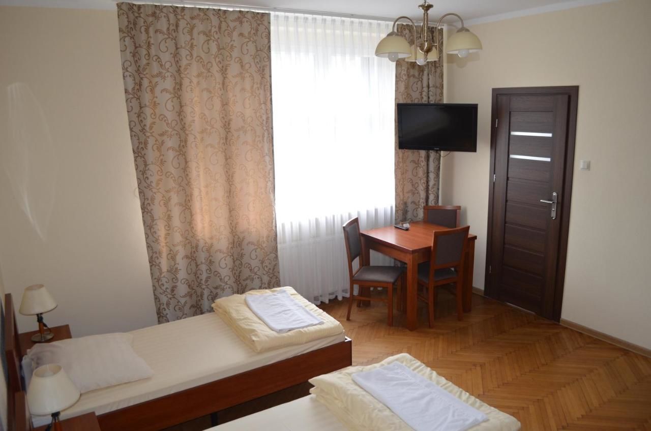 Хостелы Hostel Gwarek Катовице